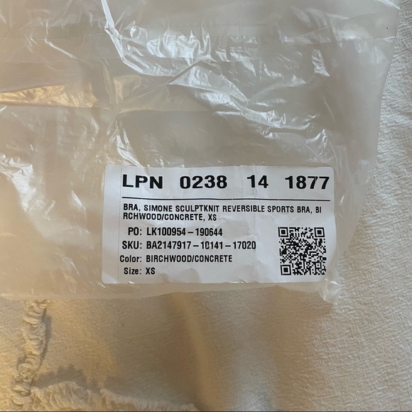 fabletics // simone sculpt knit reversible midi bra - Picture 7 of 10